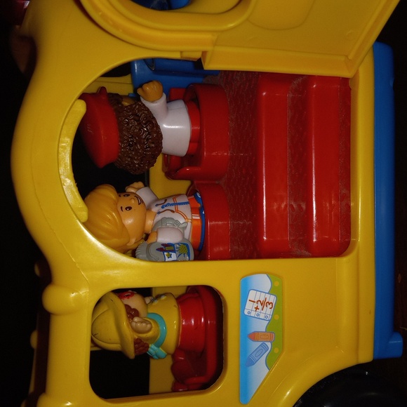 Little People School Bus - Picture 5 of 9